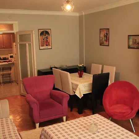 Perfect Location In Nisantasi شقة